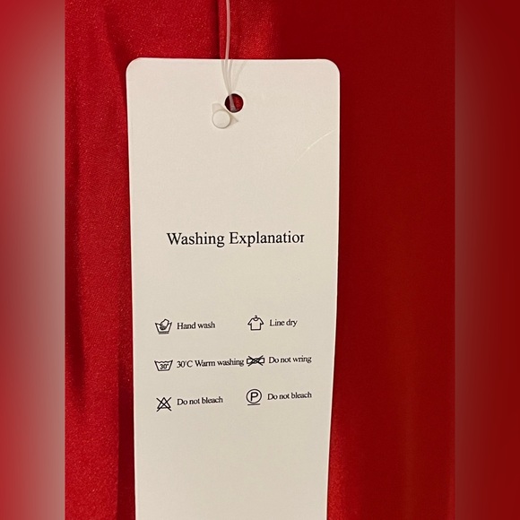 Bridesmaids/ Prom/ Formal long dress. Red satin strapless, side slit, bra cups 6 - Picture 10 of 16